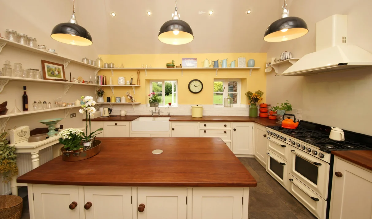 Kitchen Remodeling SEO: How to Attract Higher-Budget Kitchen Projects from Google