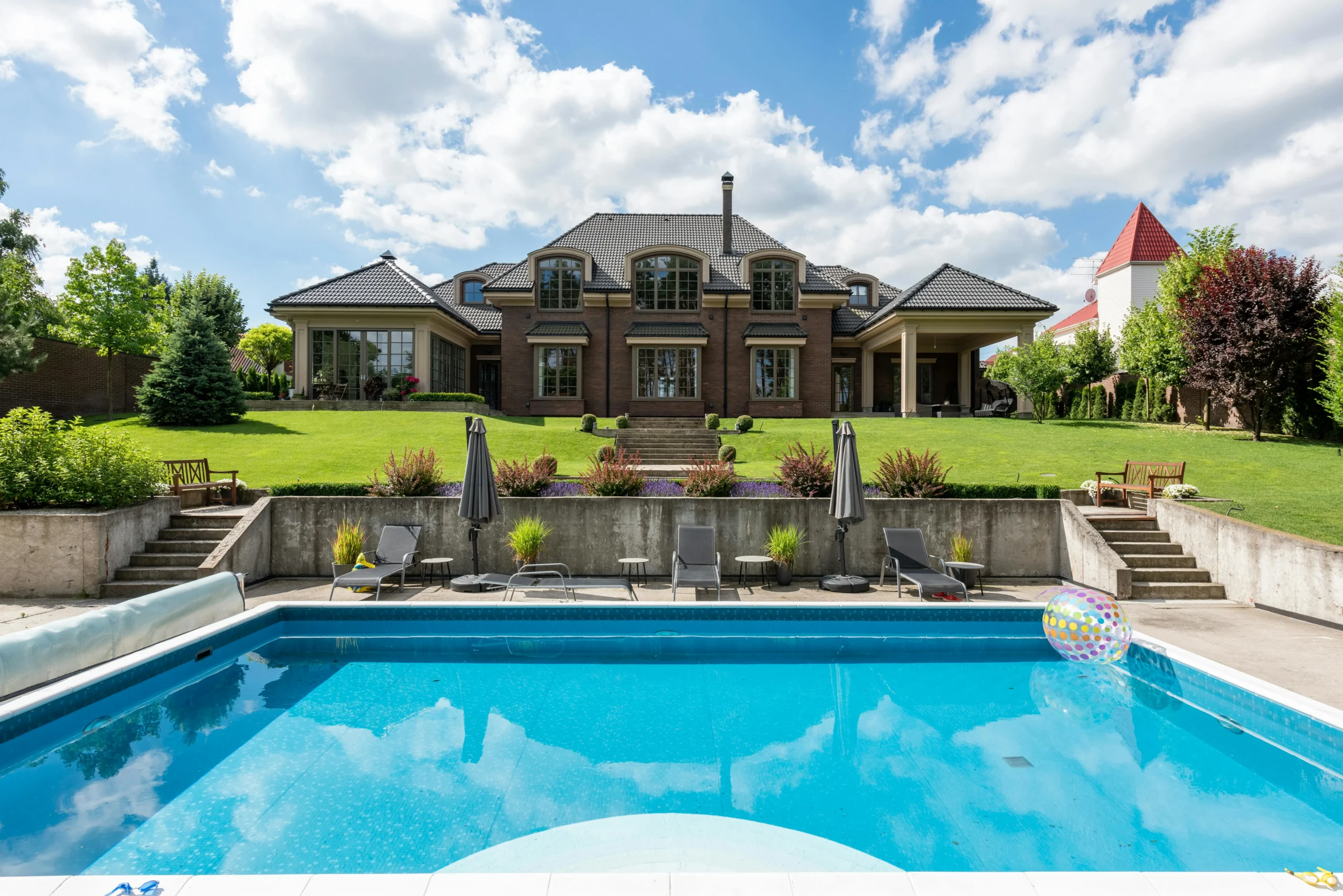 Custom pool installation in Ohio